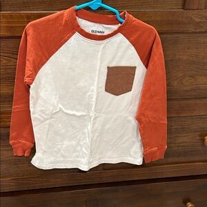 Old Navy Kids Long-Sleeve Raglan Tee in Rust and White with Brown Pocket